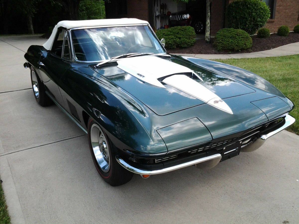 1967 Green Chevrolet Corvette Convertible