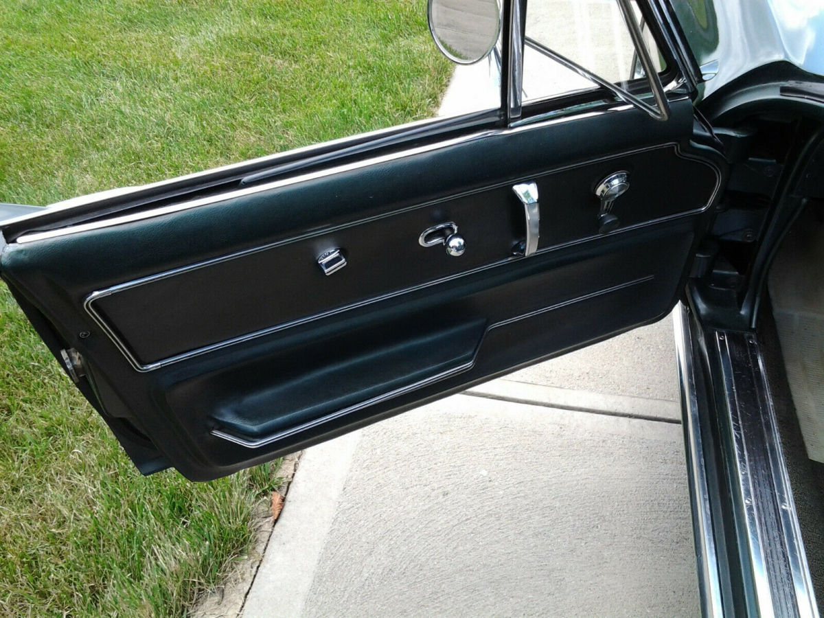 1967 Green Chevrolet Corvette Convertible