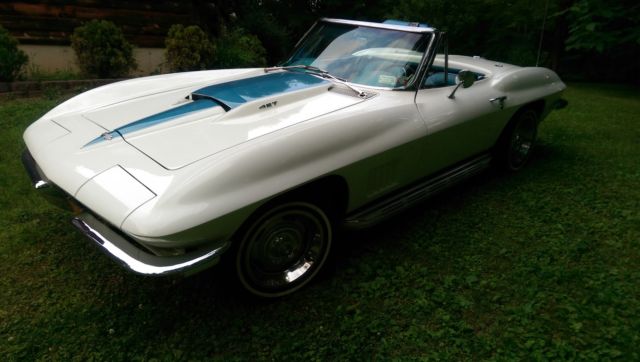 1967 White Chevrolet Corvette Convertible
