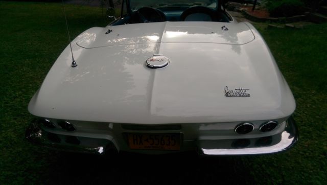 1967 White Chevrolet Corvette Convertible