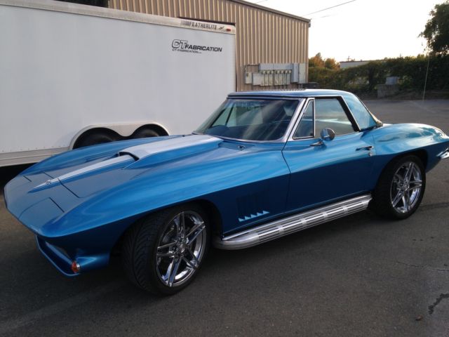 1967 Silver Chevrolet Corvette Coupe
