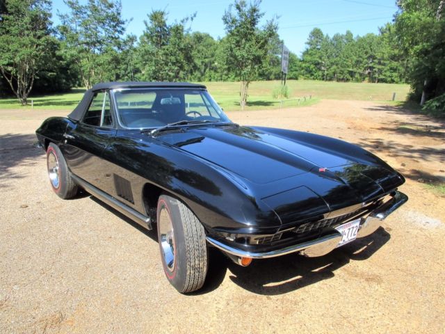 1967 Black Chevrolet Corvette