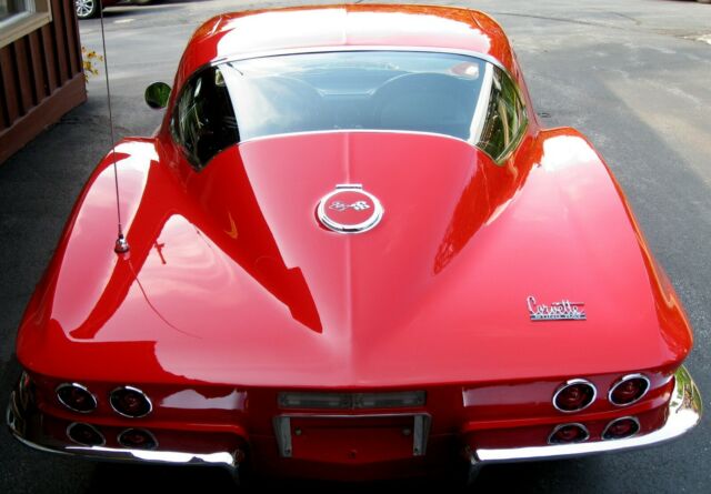 1967 Rally Red w/Black Stinger Chevrolet Corvette Coupe