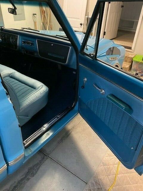 1967 Blue Chevrolet C-10