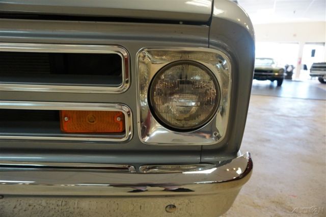 1967 Silver Chevrolet C10