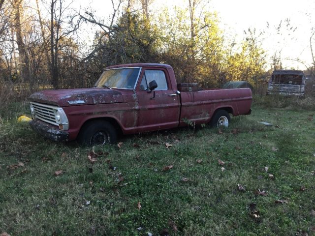 1967 Ford F-100