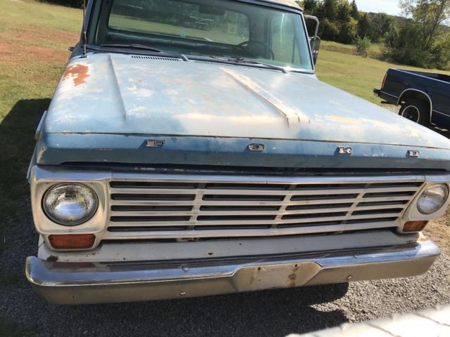 1967 blue/white Ford F-100 Standard Cab Pickup