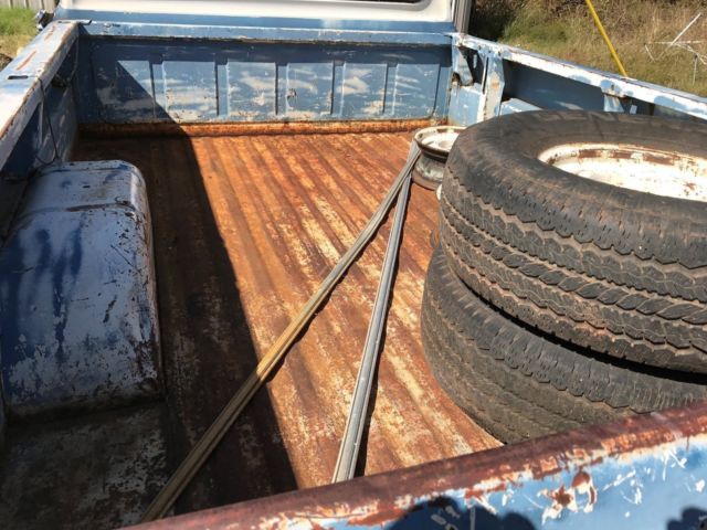 1967 blue/white Ford F-100 Standard Cab Pickup