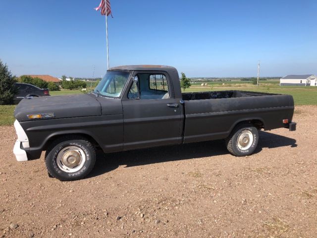 1969 Ford F-100 Standard Cab Pickup