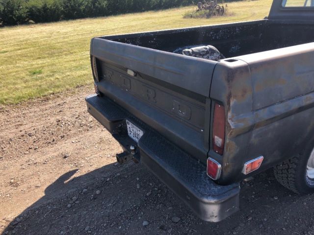 1969 Ford F-100 Standard Cab Pickup