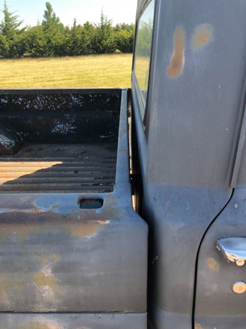 1969 Ford F-100 Standard Cab Pickup