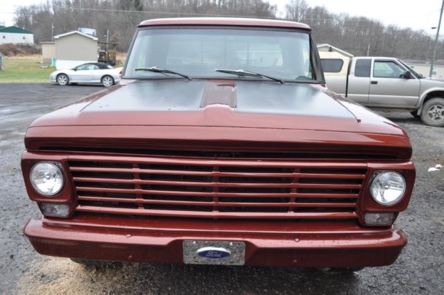 1967 Brown Ford F-100 shortbed
