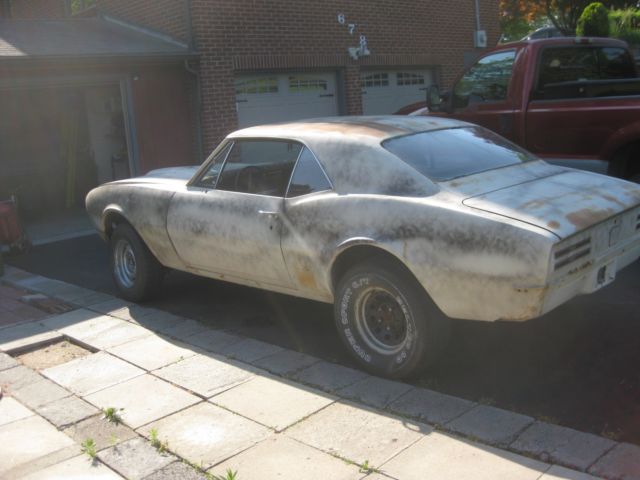 1967 Yellow Pontiac Firebird