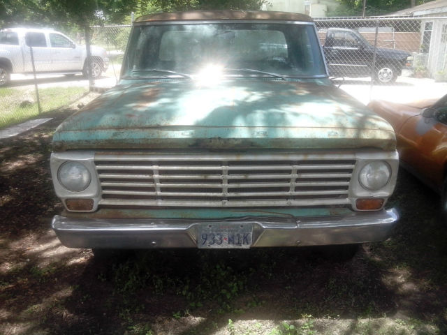 1967 Blue Ford F-100 Longbed