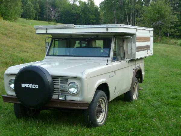 1967 Tan Ford Bronco 2 door bronco with camper shell
