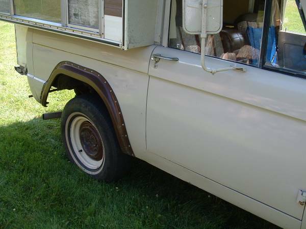 1967 Tan Ford Bronco 2 door bronco with camper shell