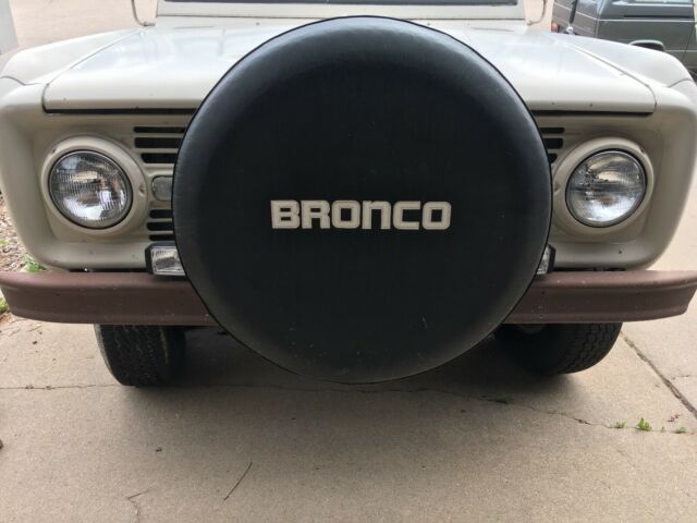 1967 Tan Ford Bronco 2 door bronco with camper shell