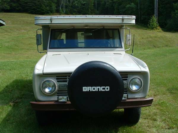 1967 Tan Ford Bronco 2 door bronco with camper shell