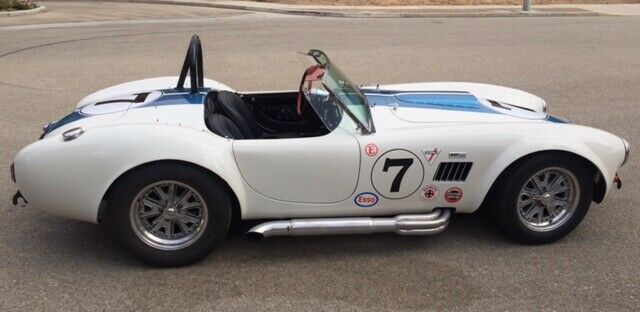 1967 White Ford Mustang roadster