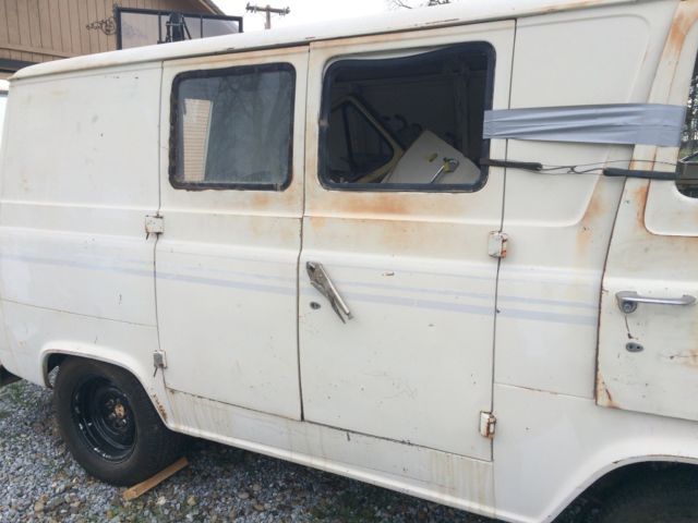 1967 Ford E-Series Van