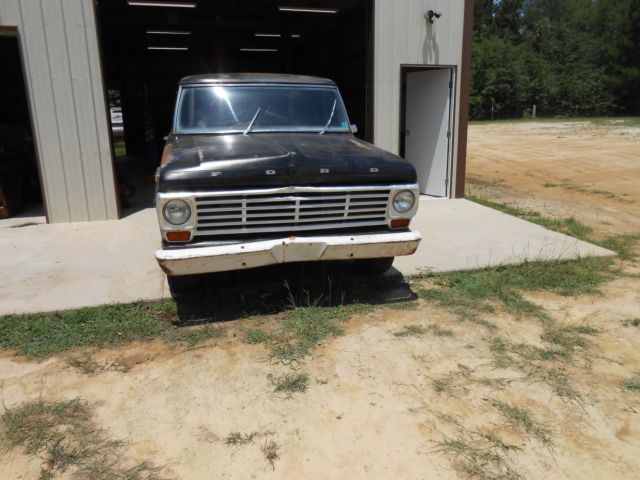 1967 Ford F-100