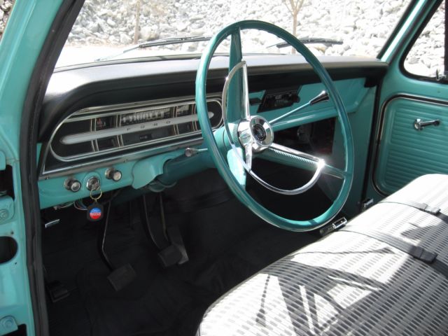 1967 LUNAR GREEN Ford F-100