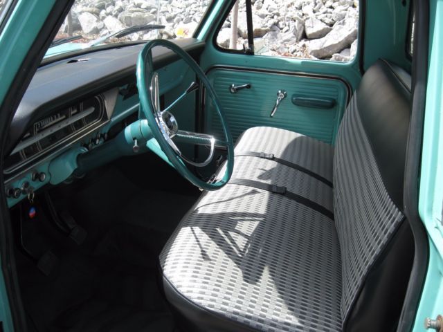 1967 LUNAR GREEN Ford F-100