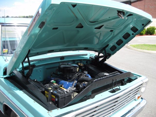 1967 LUNAR GREEN Ford F-100