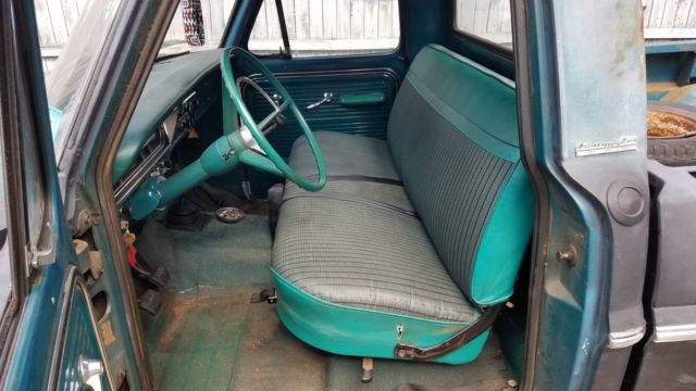 1967 Green Ford F-250