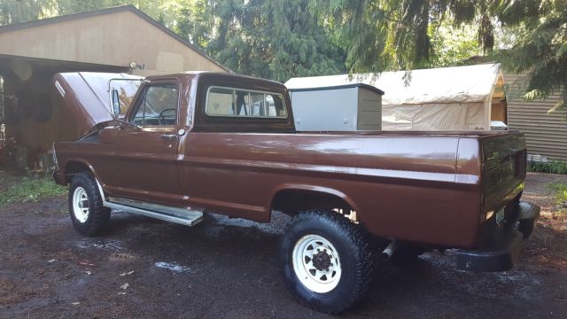 1967 Brown Ford F-250