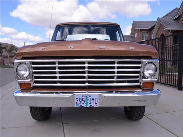 1967 Bronze Ford F-100 Truck