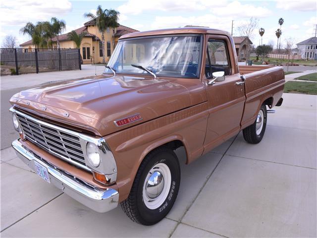 1967 Bronze Ford F-100 Truck