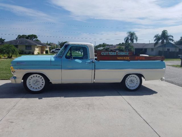 1967 Blue/White Ford F-100 Cab & Chassis