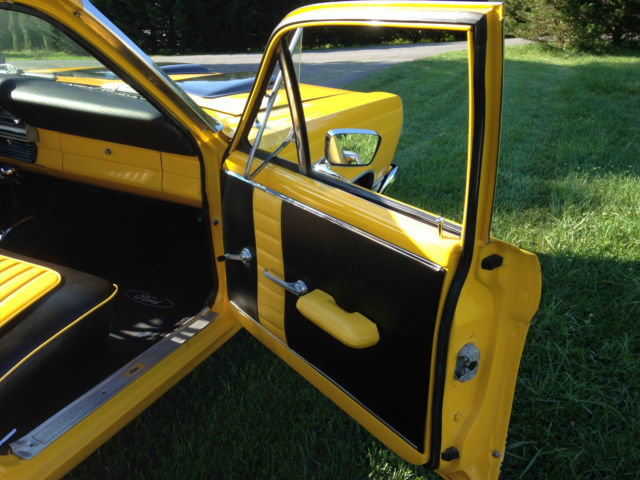 1967 Yellow Ford Fairlane U/K