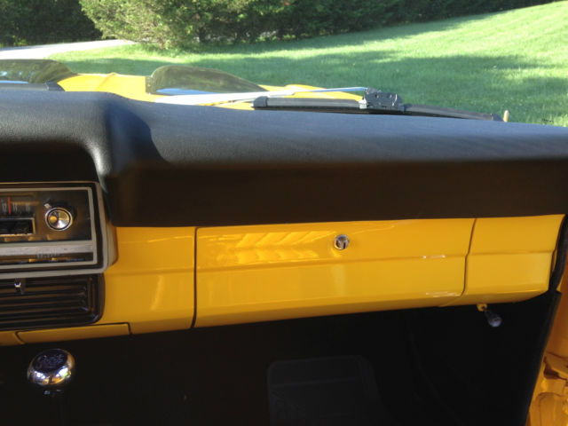 1967 Yellow Ford Fairlane U/K