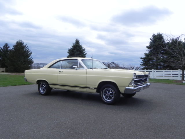 1967 Black Ford FAIRLANE GT --