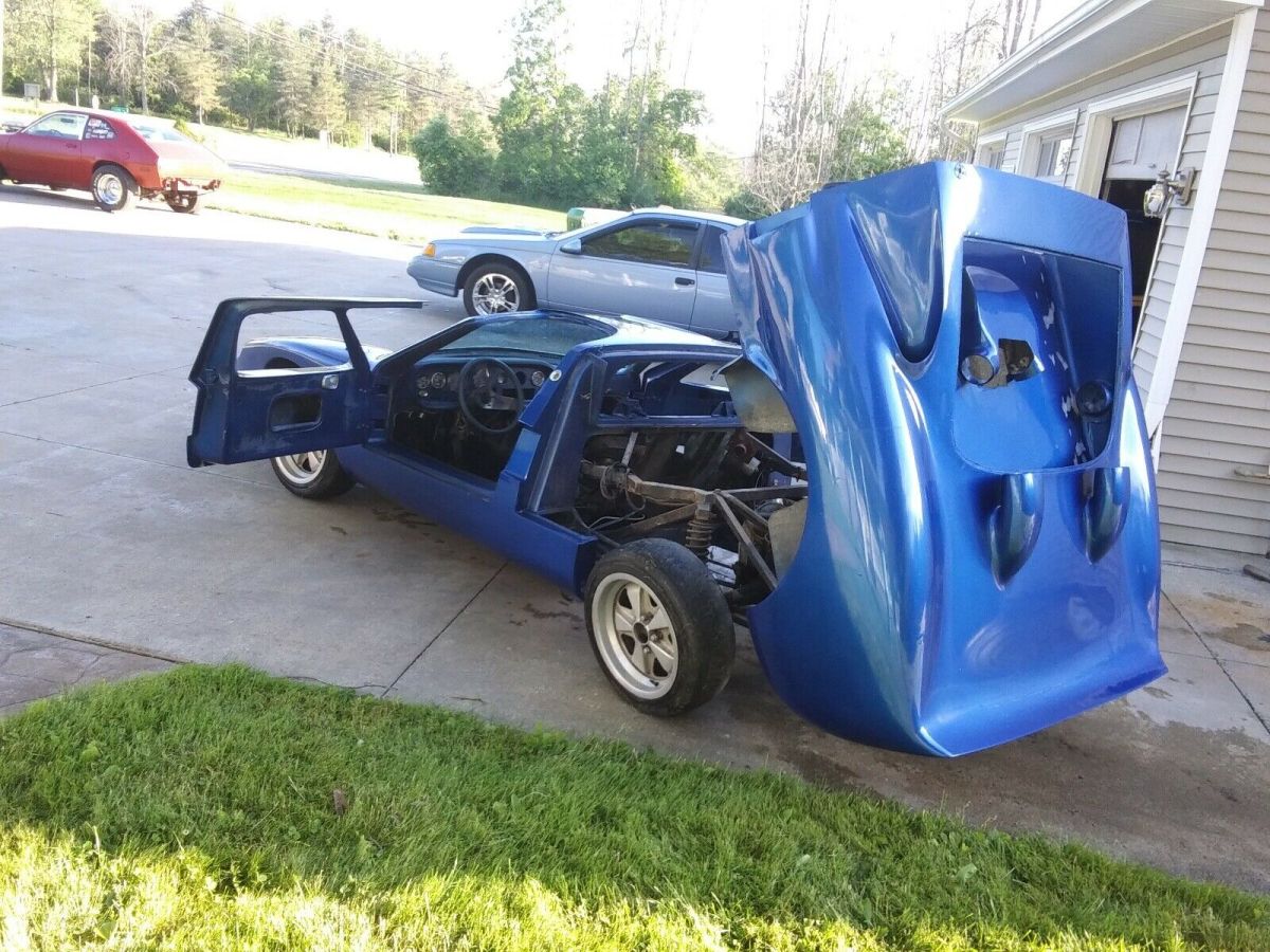 1967 Blue Ford GT 40