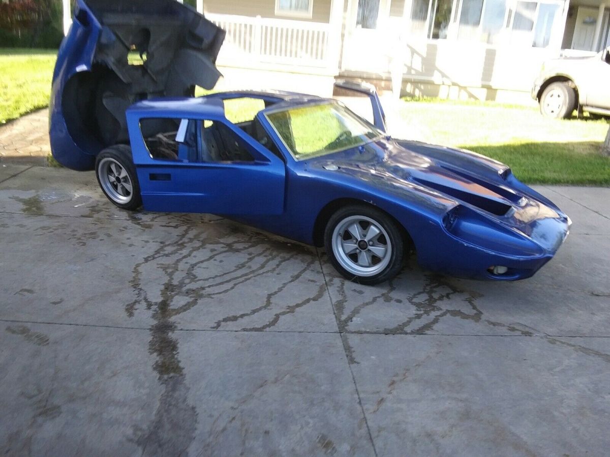 1967 Blue Ford GT 40