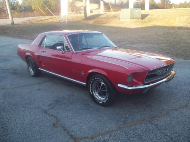 1967 Red Ford Mustang 2 DOOR