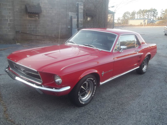 1967 Red Ford Mustang 2 DOOR