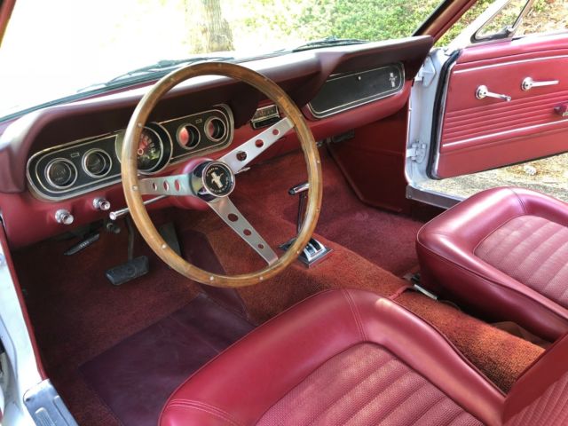 1967 Peralescent White Ford Mustang Coupe