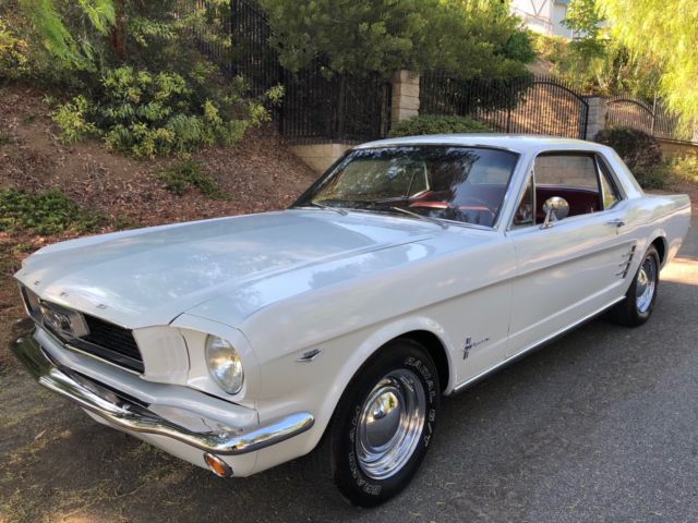 1967 Peralescent White Ford Mustang Coupe