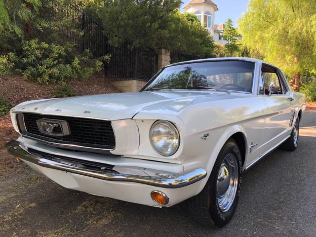 1967 Peralescent White Ford Mustang Coupe