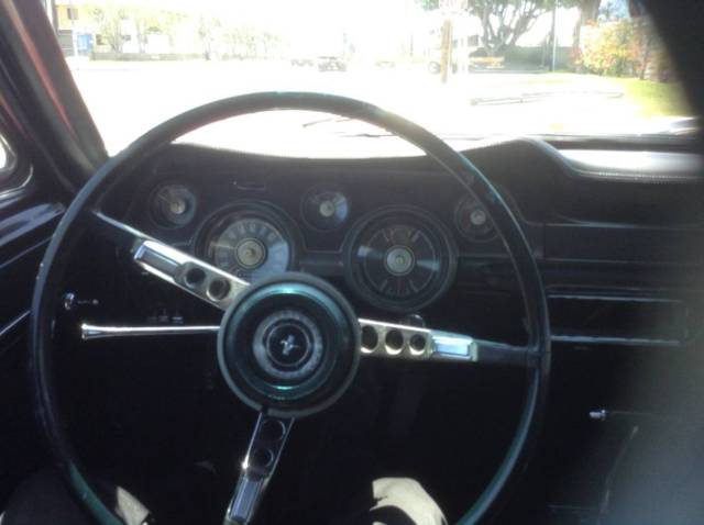 1967 RED WIT WHITE Ford Mustang Coupe