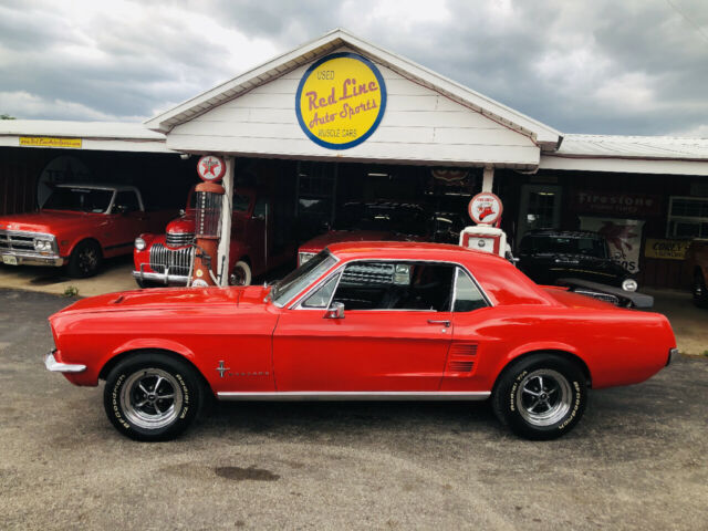 1967 Red Ford Mustang --
