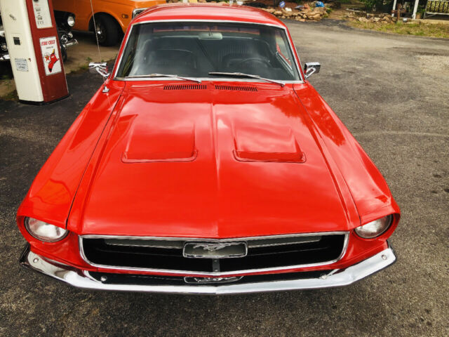 1967 Red Ford Mustang --