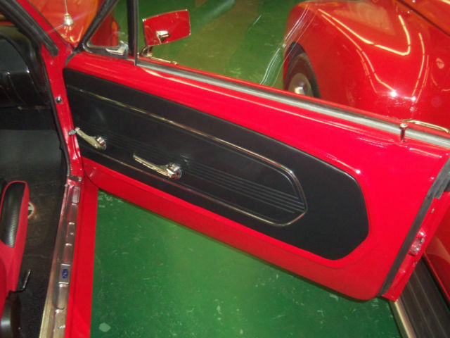 1967 Red Ford Mustang U/K