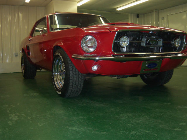 1967 Red Ford Mustang U/K