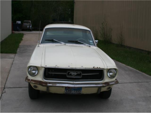 1967 Yellow Ford Mustang --