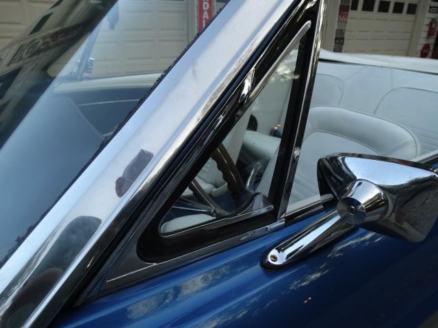 1967 Blue Ford MUSTANG CONVERTIBLE